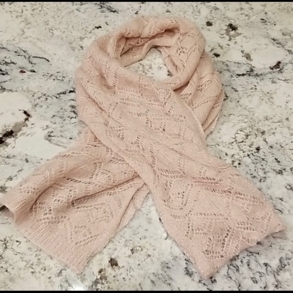 Bebe dusty pink w/ rose gold shimmer thread